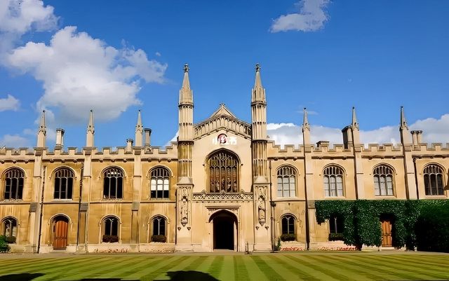 University of Manchester | Why are renowned international universities so beautiful? 😍