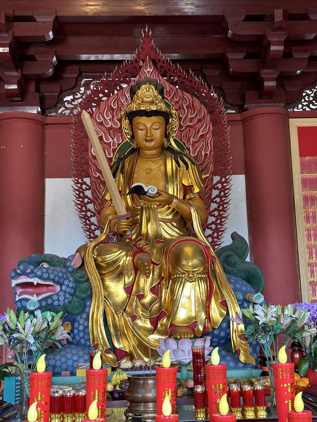 金山東蓮寺。