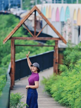 아름다운 휴게소 카페, 자동차 여행객들의 정신적 충전소...