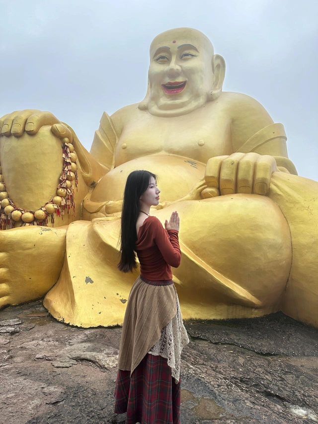 杭州江南懸空寺。