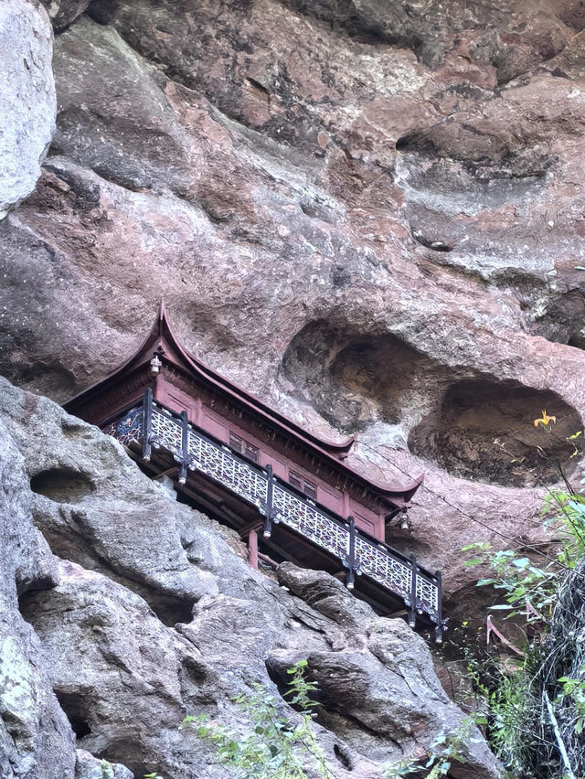 一起來看看懸空寺廟的美景吧。