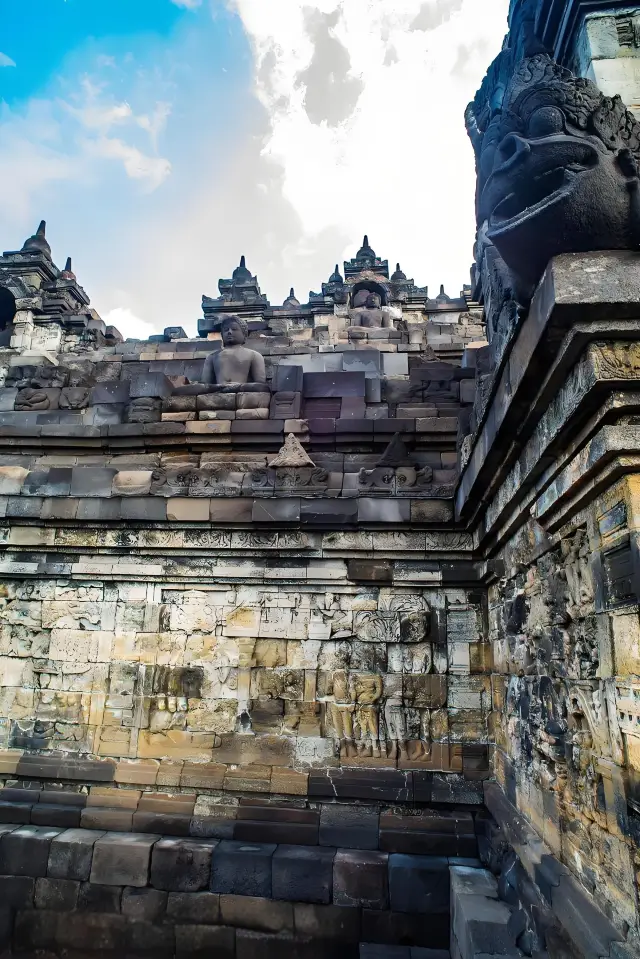 Magelang, Indonesia: A Green Town with a Peaceful Countryside