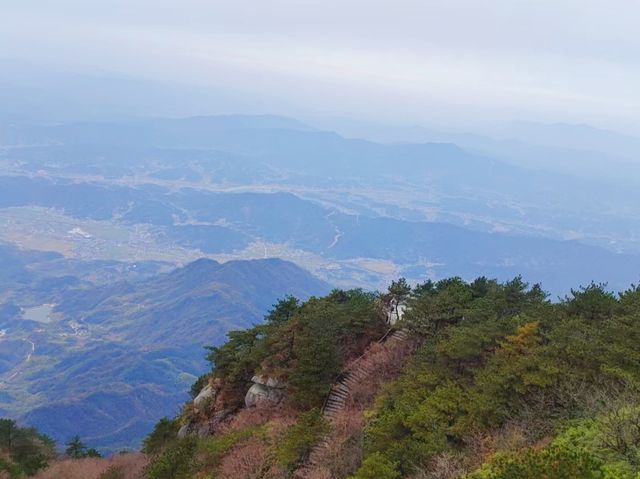 漫步慕阜山，體驗大自然的鬼斧神工與歷史的沉澱