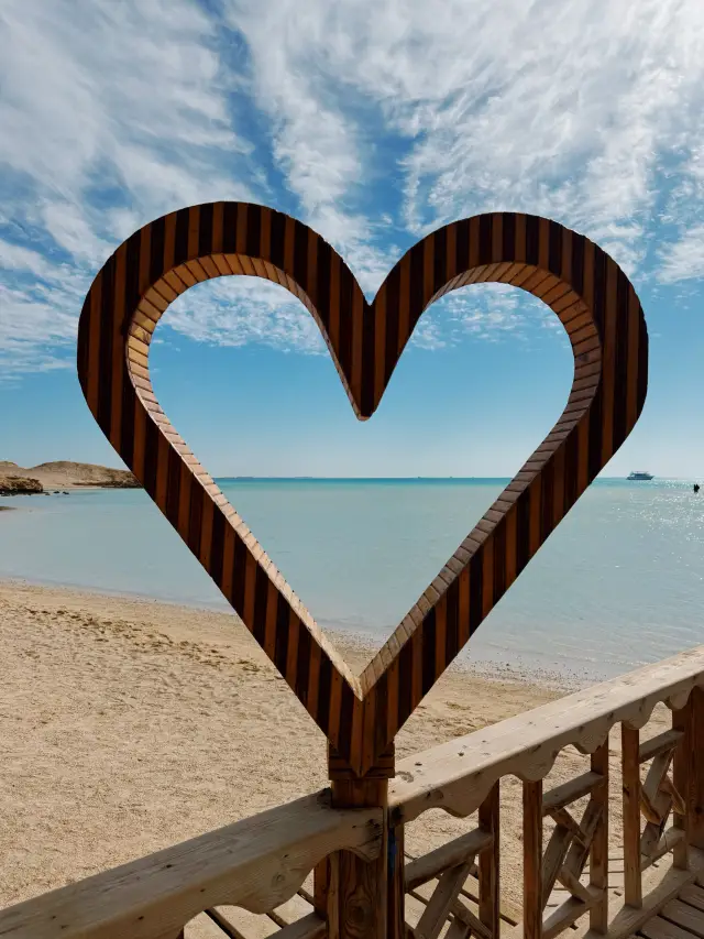 Winter island tour! Orange Bay is a must-see in the Red Sea!
