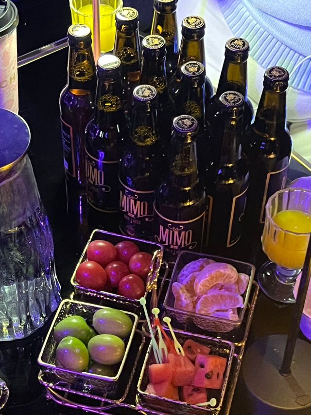 西安還是太超前了!居然在酒吧欣賞到了絕美鋼管舞! 西安還是太超前了!居然在酒吧欣賞到了絕美鋼管舞!