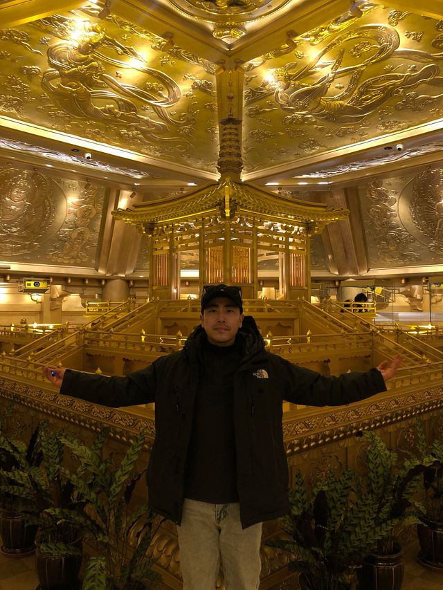 太原太山龍泉寺裏的時空交錯，便是西天！