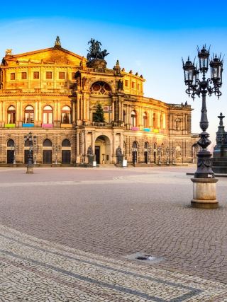 European Adventures: Uncover Millennia-Old Legends in Museums