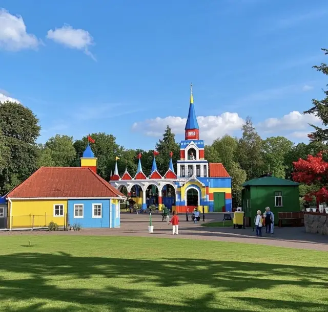 A Must-Visit for LEGO Fans! Your Guide to Legoland Billund, Denmark