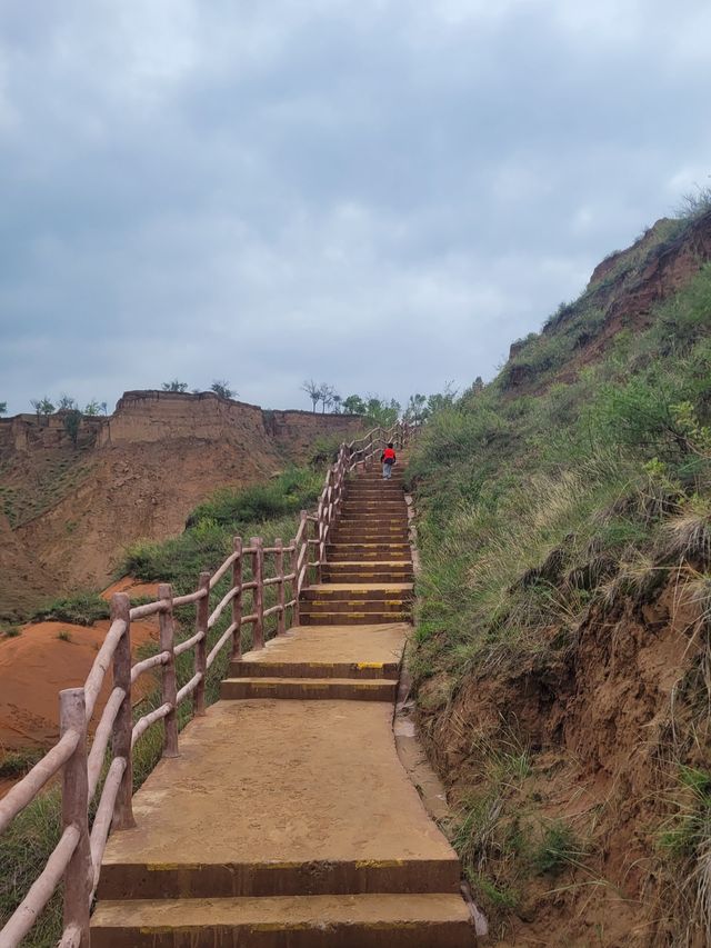 震撼！隱藏嘅火焰星球，波浪谷旅行攻略