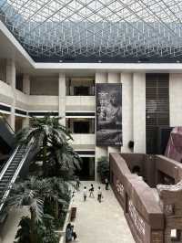 Inside the Shenzhen Art Museum 