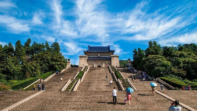 南京四月旅行攻略：邂逅梧桐飛絮裏的金陵春天