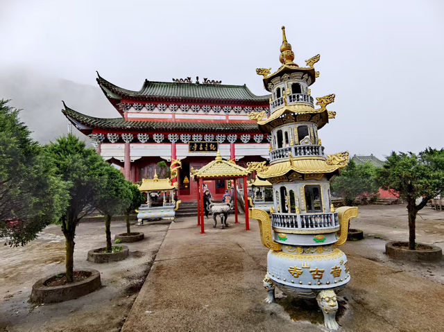 打卡湖南天臺山萬壽塔