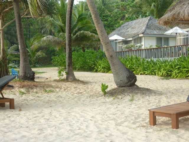標題：布吉島最美海灘酒店體驗