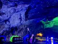 Discover Qiliang cave FengHuang Hunan