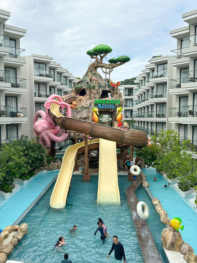 普吉島親子體驗｜泳池很讚但空間略小的翡翠海灘度假村🌴