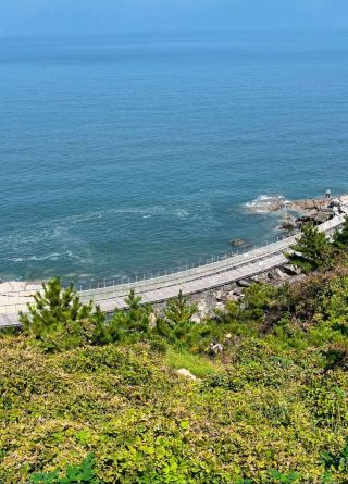 Jiangsu Actually Hides Such an Amazing Seaside Town! Direct High-Speed Rail Access with Few Crowds and Stunning Views