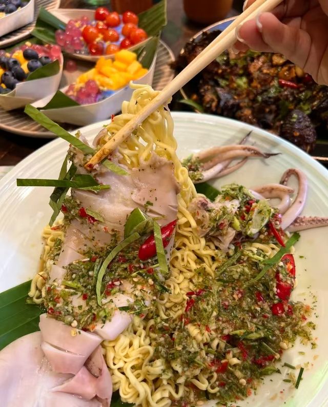 喺昆明食靚飯，直頭被讚到爆