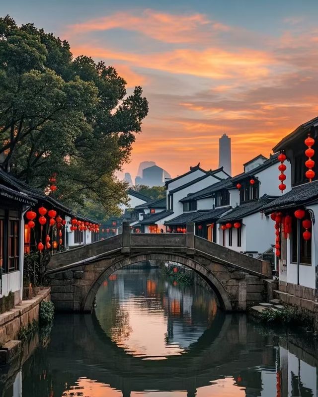 老街舊巷，青磚灰瓦，寫滿歲月悠長