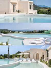 在萬寧挖到「聖托里尼平替」！這民宿真的不是國外啊喂！