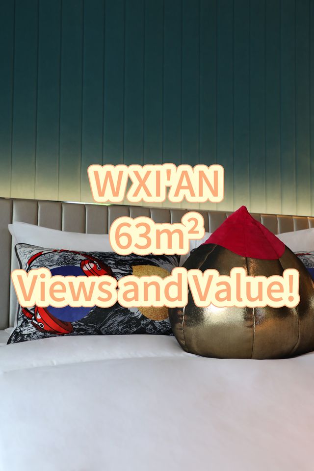 🌊 Fantastic Lake View Room: Push the Window to See a Tang Dynasty Scroll