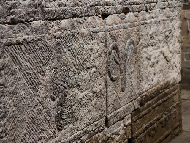 河南.登封市.太室闕