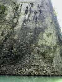 探秘河池小三峽