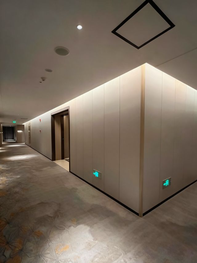 長沙世景廣場皇冠假日酒店 | 湘江畔的商務度假優選