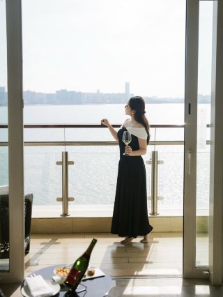 Haikou Hotel|A Poetic Residence Docked on the Sea
