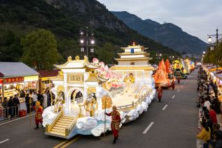 連雲港大聖故里の新春ファンタジーツアー