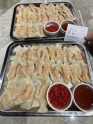 This is the real 'Michelin' of Shanghai's local food scene...