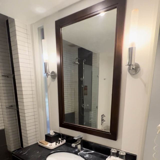 The Tide Resort โรงแรมหรู ติดทะเลบางแสน
