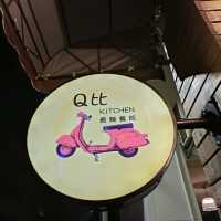 高雄Q比kitchen 焗烤披薩都超級好吃 再訪幾次都不膩
