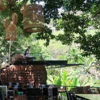 Three Monkeys Restaurant ภูเก็ต 