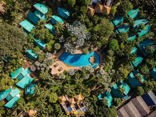 โอเอซิสติดทะเลภูเก็ต พักกับ Paradox Resort Phuket