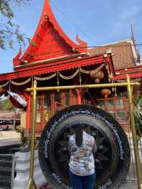 สักการะท้าวเวสสุวรรณ ขอพรให้ปังทั้งปีที่วัดจุฬามณี