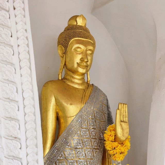 วัดพระบรมธาตุไชยาราชวรวิหาร 