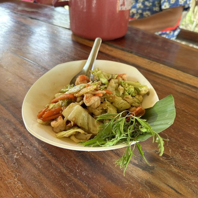 Beach Sea food’s restaurant @Ranot, Songkhla🇹🇭