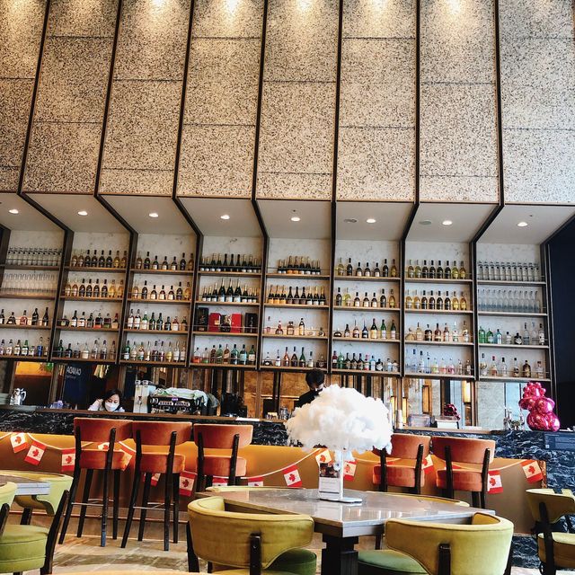 🌮🍸台北打卡飯店📍 THE LOUNGE 大廳酒吧-台北六福萬怡酒店