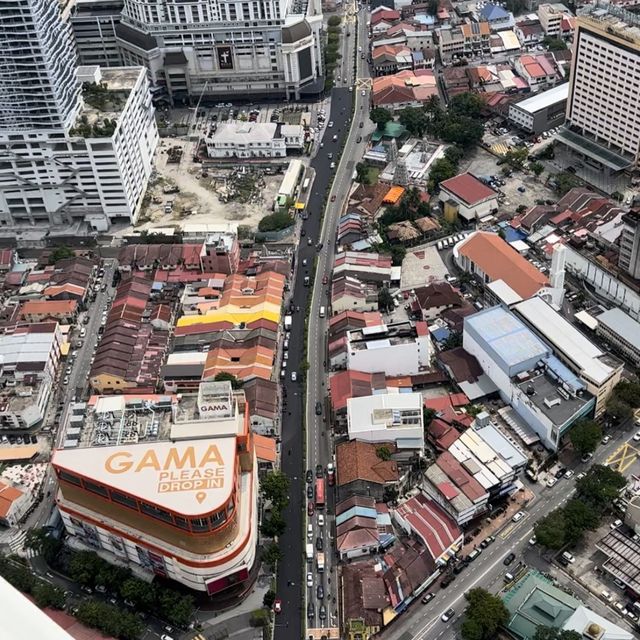 ชมวิวเมืองบนตึก Komtar ตึกที่สูงที่สุดในปีนัง