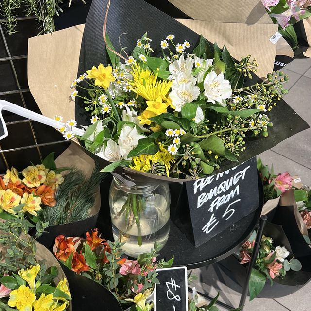 Lush, a store with great smell! 