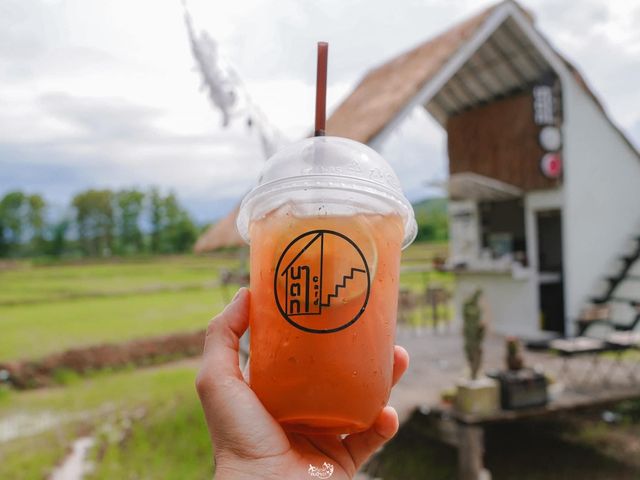 นาตาทา Cafe' & Farm Stay