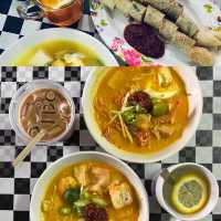 Quaint-themed cafe with good foods