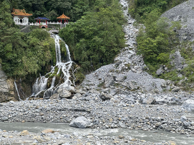 🏯 長春祠：歷史的寫照，文化的寶庫 📜