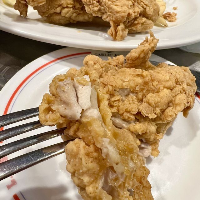 【神奈川・横浜】みなとみらいでサクッと旨いチキン