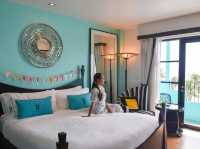 ave Hotel Pattaya  โรงแรมสุดคลาสสิคสไตล์ไมอามี