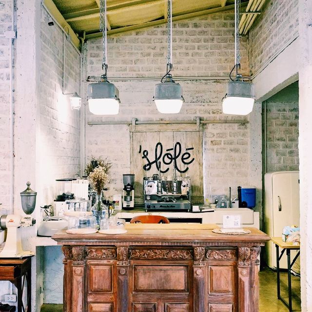 รีวิว Slōlē Cafe & Garden 🏡☕️⛅️🍃 #ลาดพร้าว