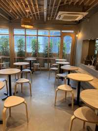 東京【新大久保】広々としたインテリアがかわいいおすすめカフェ☕️