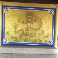 梅山輕旅行金光閃閃的《龍王金殿》