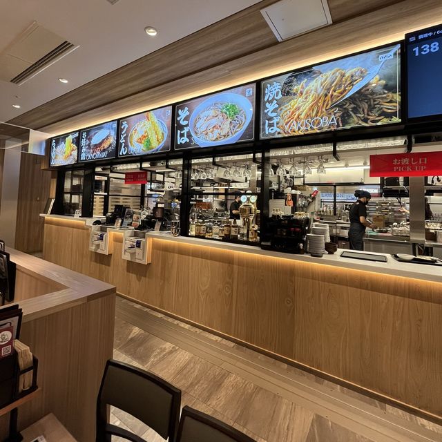 【大阪・関西空港】プライオリティパスOK！老舗のお好み焼き店「ぼてぢゅう 1946 関西国際空港店」