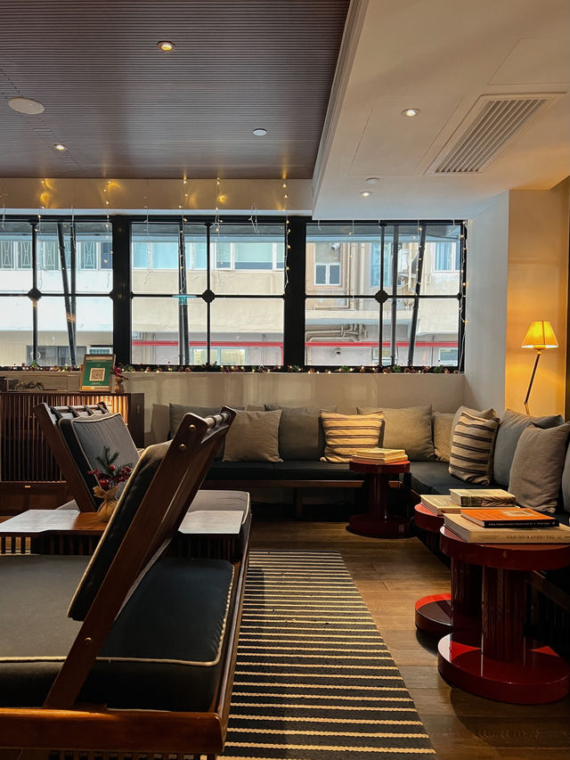 𝐓𝐡𝐞 𝐅𝐥𝐞𝐦𝐢𝐧𝐠 𝐇𝐨𝐭𝐞𝐥｜懷舊風𝐬𝐭𝐚𝐲𝐜𝐚𝐭𝐢𝐨𝐧🚢